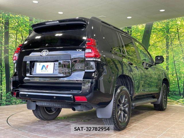 Toyota LAND CRUISER PRADO 2023-11 8796368-16