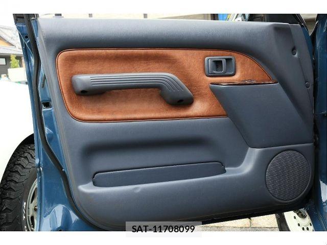 Toyota LAND CRUISER PRADO 1997-01 8796390-14