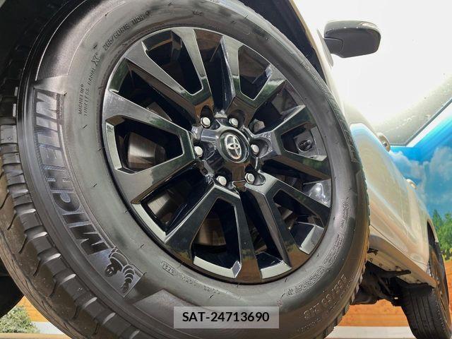 2021 Toyota Land Cruiser Prado — Photo 5