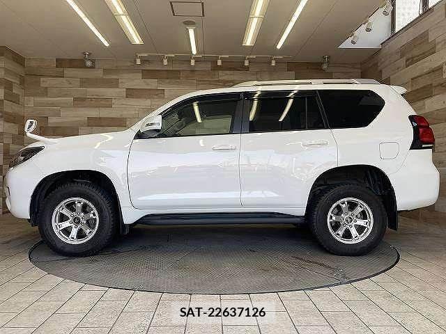Toyota LAND CRUISER PRADO 2019-09 8796387-16