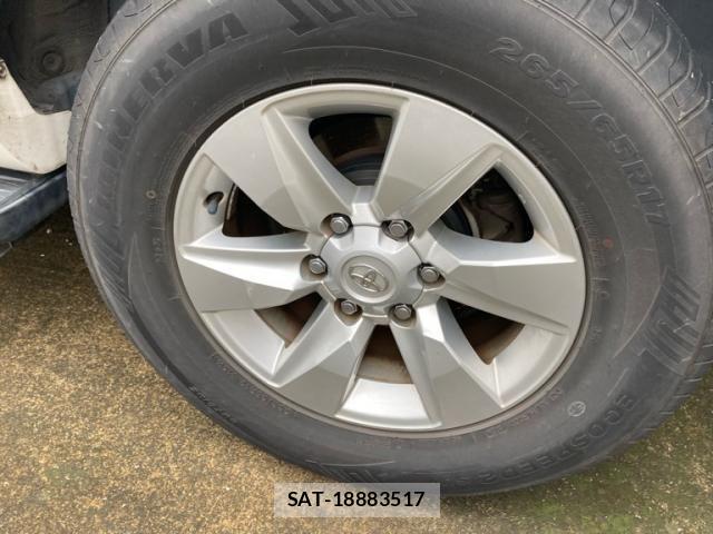 Toyota LAND CRUISER PRADO 2019-06 8796386-6