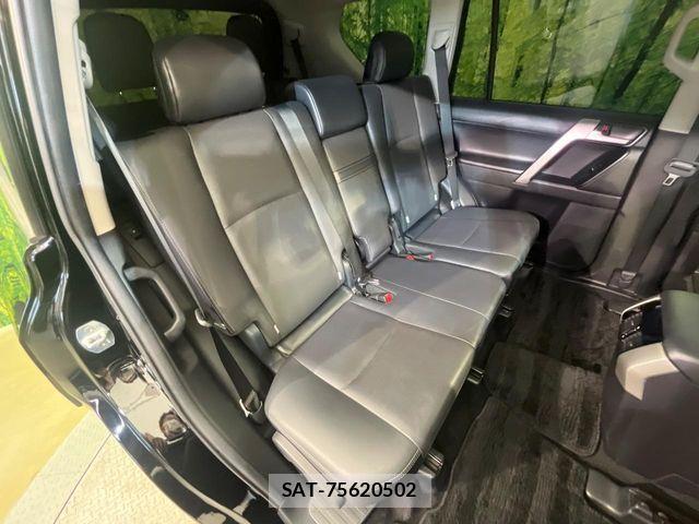 Toyota LAND CRUISER PRADO 2023-01 8796374-9