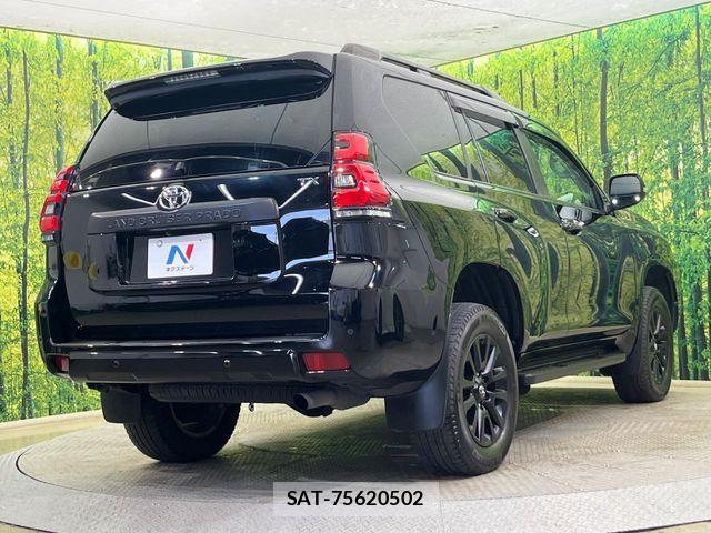 Toyota LAND CRUISER PRADO 2023-01 8796374-16