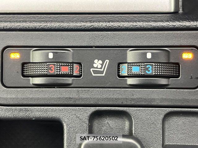 Toyota LAND CRUISER PRADO 2023-01 8796374-6