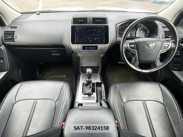 Toyota LAND CRUISER PRADO 2023-08 8796367-1