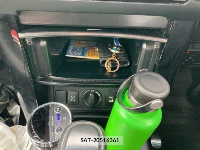Toyota LAND CRUISER PRADO 2016-07 8796393-15