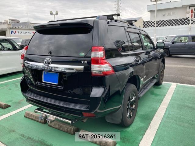 Toyota LAND CRUISER PRADO 2016-07 8796393-2
