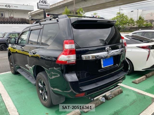 Toyota LAND CRUISER PRADO 2016-07 8796393-3