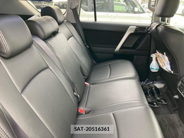 Toyota LAND CRUISER PRADO 2016-07 8796393-8