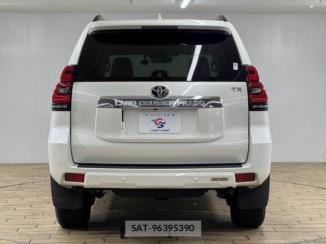 2021 Toyota Land Cruiser Prado — Photo 3