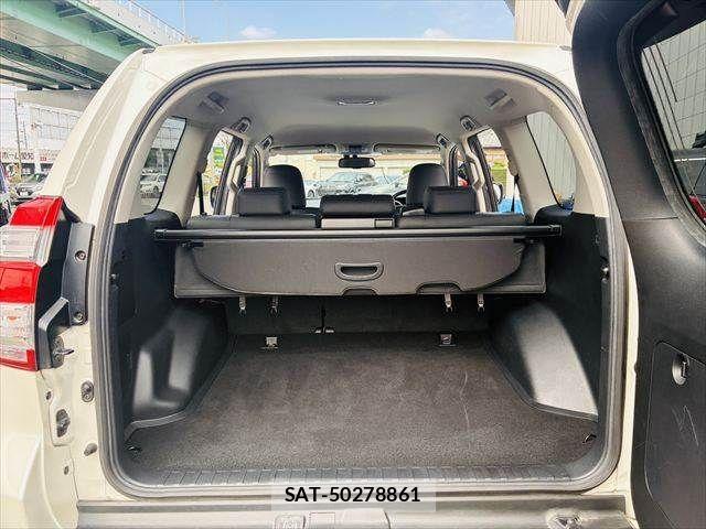Toyota LAND CRUISER PRADO 2014-03 8829805-9