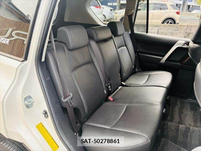 Toyota LAND CRUISER PRADO 2014-03 8829805-8