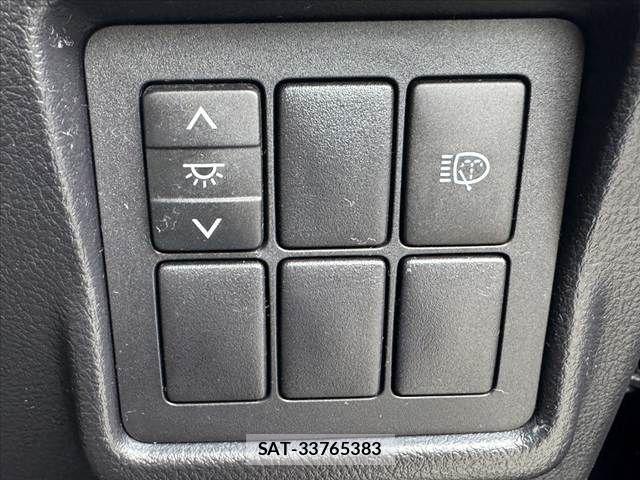 Toyota LAND CRUISER PRADO 2016-10 8829803-24