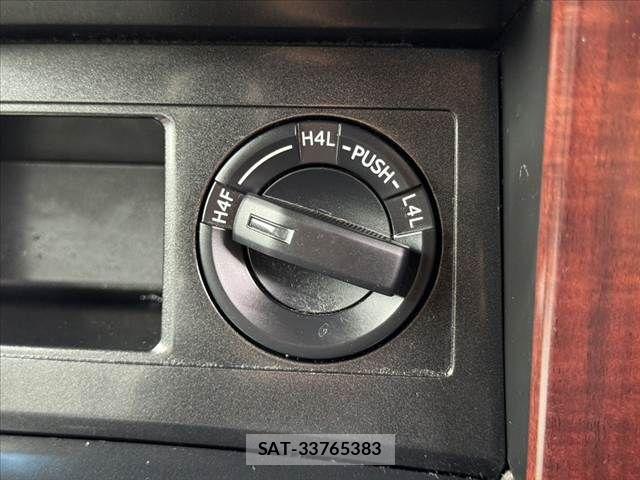 Toyota LAND CRUISER PRADO 2016-10 8829803-29