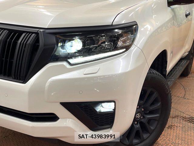 Toyota LAND CRUISER PRADO 2023-08 8829780-11