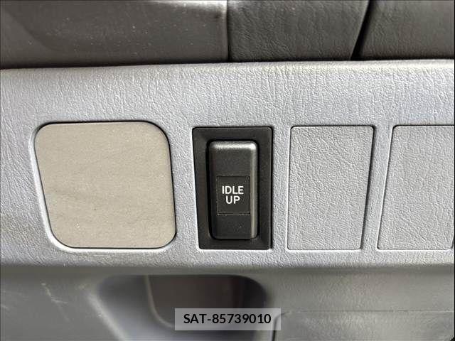 Toyota LAND CRUISER PRADO 2000-07 8829808-15
