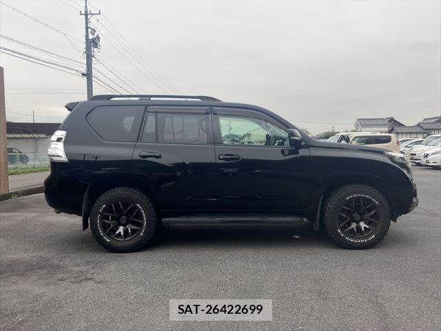 Toyota LAND CRUISER PRADO 2016-09 8829802-21