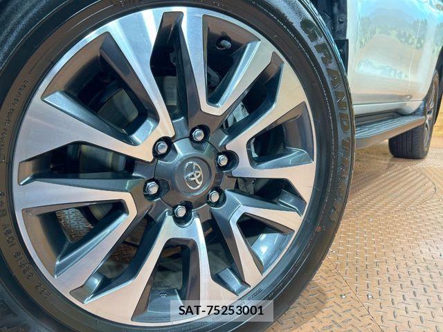 Toyota LAND CRUISER PRADO 2022-11 8829782-13