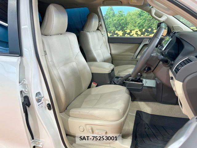 Toyota LAND CRUISER PRADO 2022-11 8829782-7