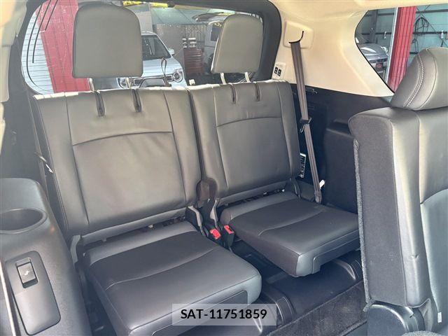 Toyota LAND CRUISER PRADO 2015-11 8829801-17