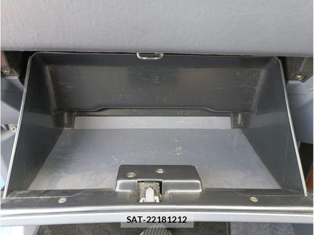 Toyota LAND CRUISER PRADO 1998-02 8829819-18