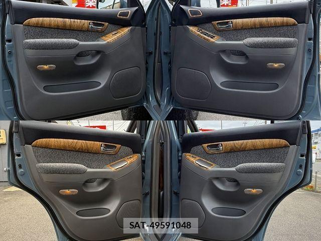 Toyota LAND CRUISER PRADO 2009-02 8829797-19