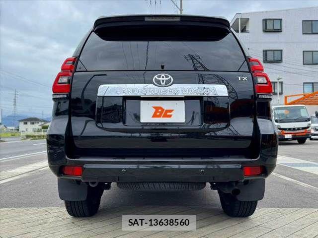 Toyota LAND CRUISER PRADO 2023-02 8829794-13
