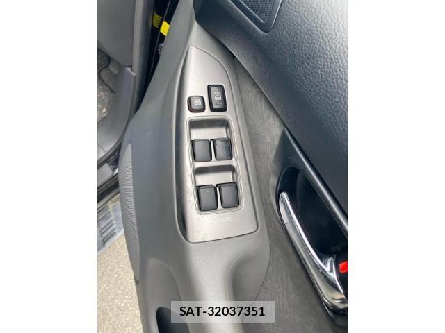 Toyota LAND CRUISER PRADO 2007-10 8829809-13