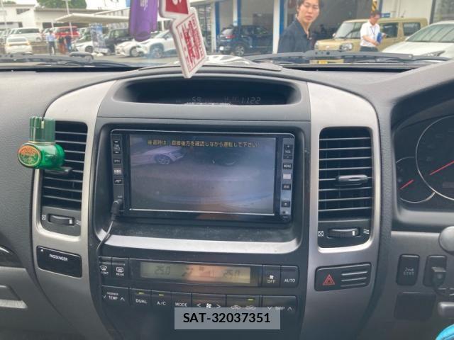 Toyota LAND CRUISER PRADO 2007-10 8829809-23