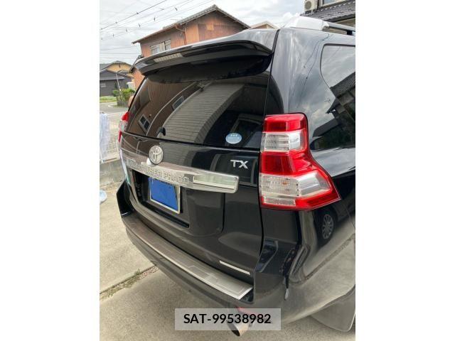 Toyota LAND CRUISER PRADO 2015-06 8829806-1