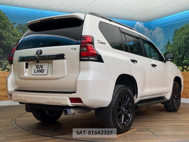 2022 Toyota Land Cruiser Prado — Photo 5