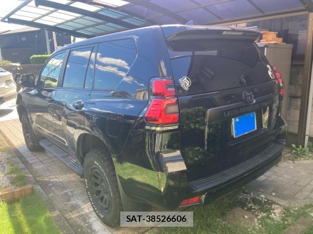 Toyota LAND CRUISER PRADO 2020-06 8849515-4
