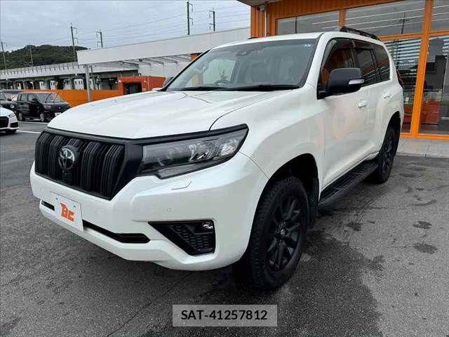 Toyota LAND CRUISER PRADO 2023-06 8849512-9