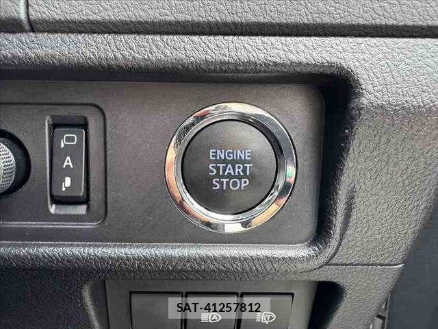Toyota LAND CRUISER PRADO 2023-06 8849512-27