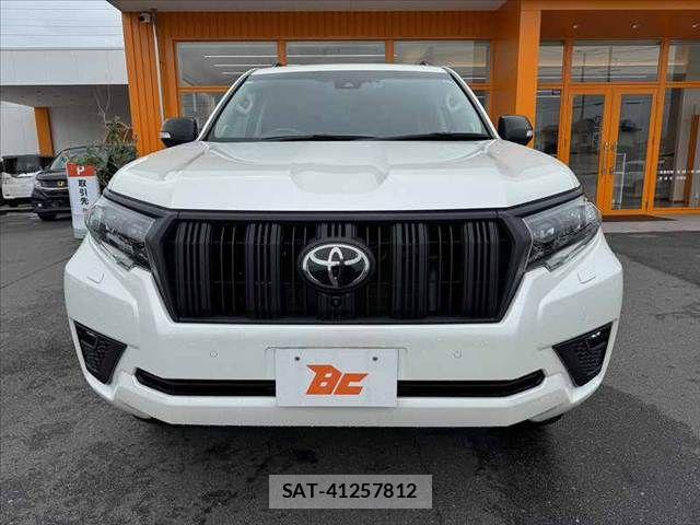 Toyota LAND CRUISER PRADO 2023-06 8849512-8