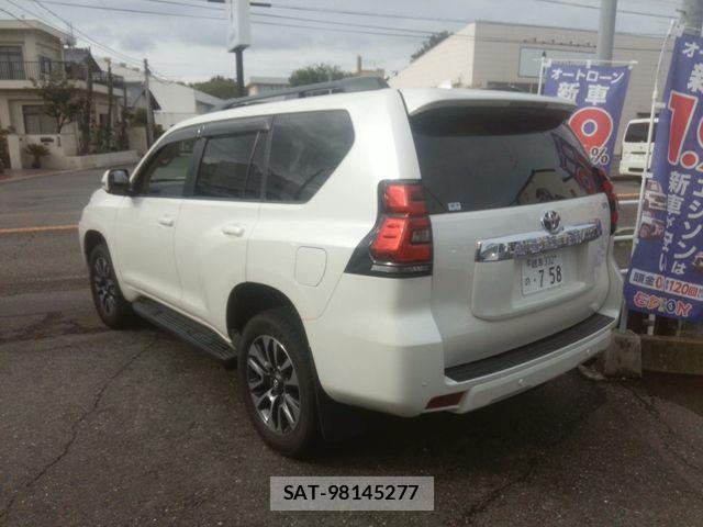Toyota LAND CRUISER PRADO 2021-09 8849508-2