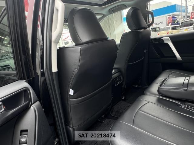Toyota LAND CRUISER PRADO 2021-08 8849516-24