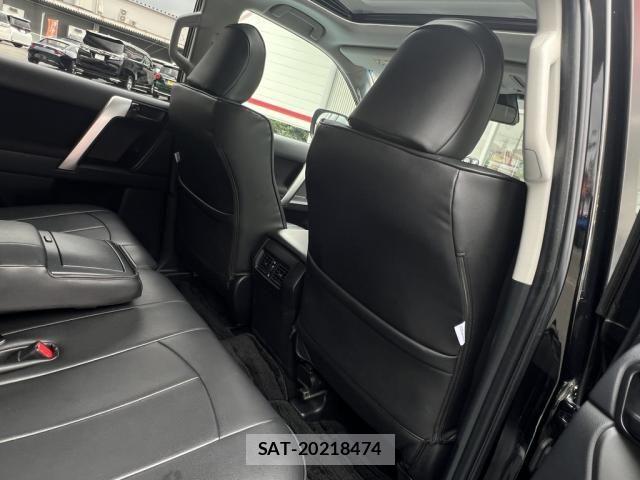 Toyota LAND CRUISER PRADO 2021-08 8849516-26
