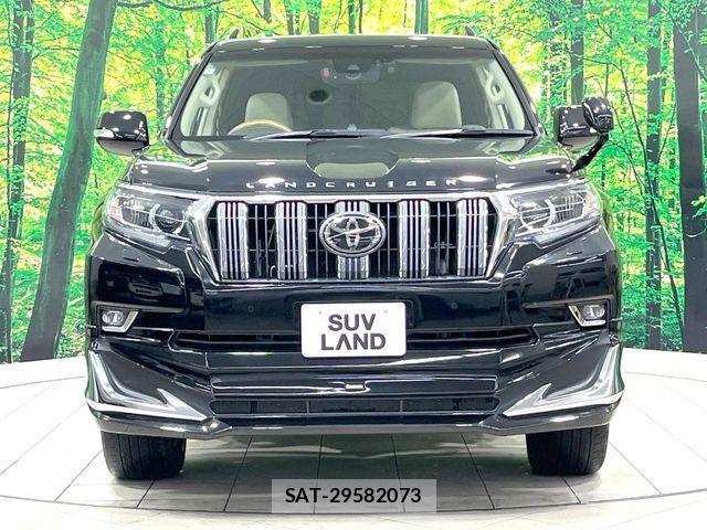 2022 Toyota Land Cruiser Prado — Photo 2