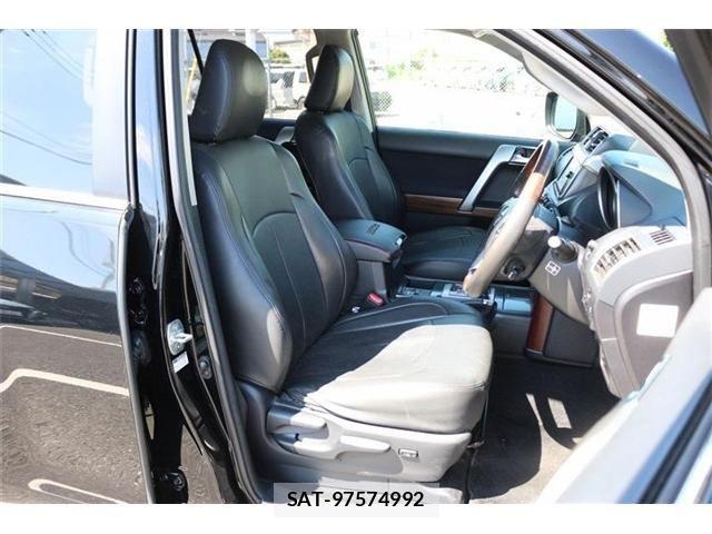 Toyota LAND CRUISER PRADO 2016-06 8849519-14