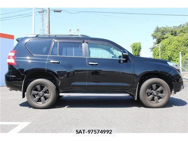 Toyota LAND CRUISER PRADO 2016-06 8849519-8