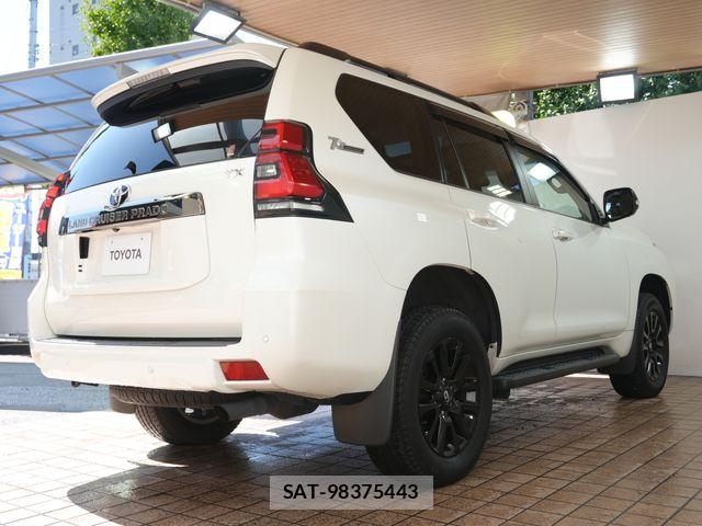 Toyota LAND CRUISER PRADO 2022-08 8849509-21