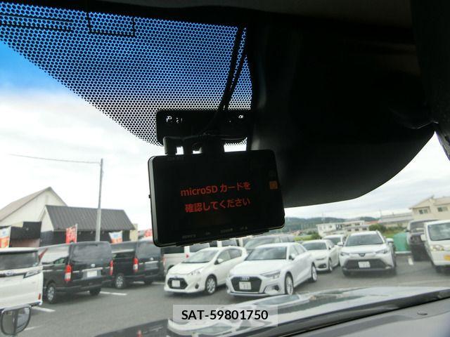 Toyota LAND CRUISER PRADO 2020-05 8849504-14