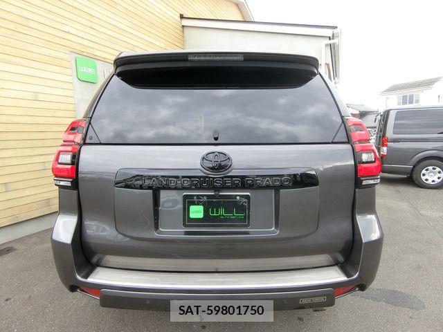 Toyota LAND CRUISER PRADO 2020-05 8849504-1