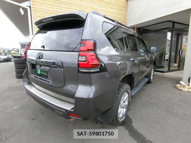 Toyota LAND CRUISER PRADO 2020-05 8849504-7