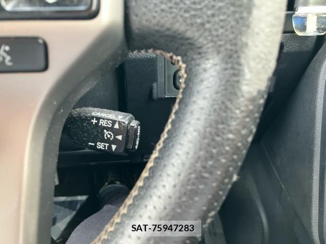 Toyota LAND CRUISER PRADO 2014-02 8849518-16