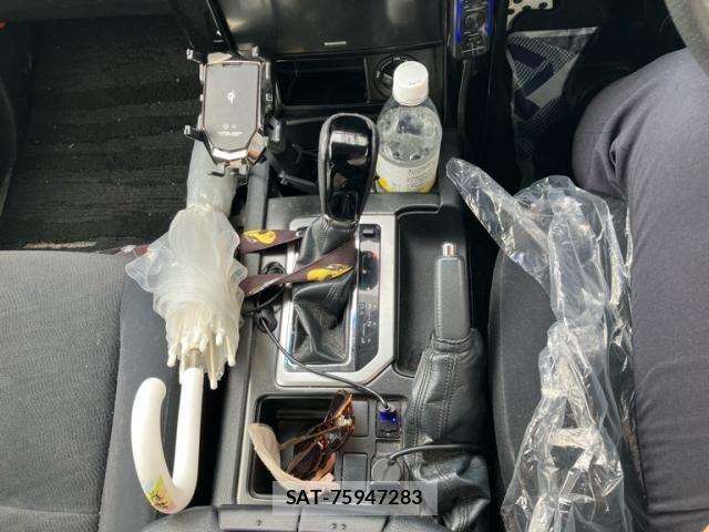 Toyota LAND CRUISER PRADO 2014-02 8849518-22