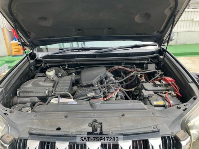 Toyota LAND CRUISER PRADO 2014-02 8849518-26