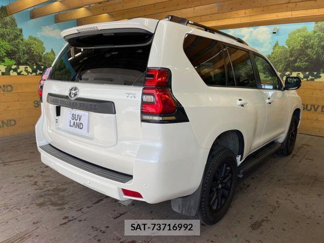 Toyota LAND CRUISER PRADO 2023-11 8849507-16