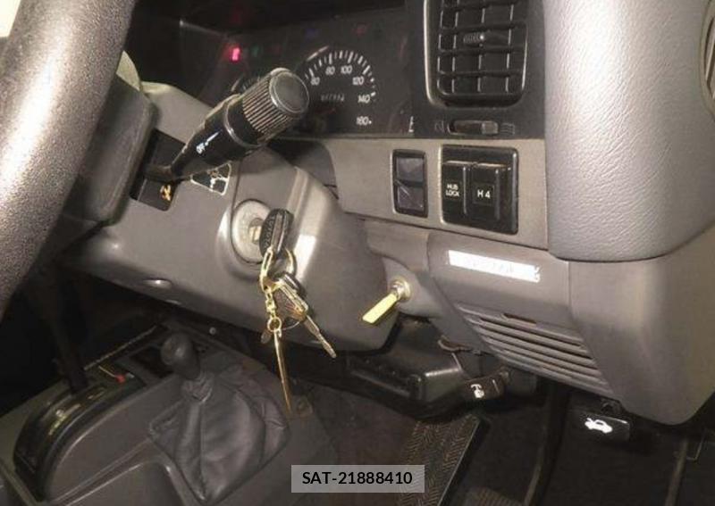 Toyota LAND CRUISER PRADO 1995-01 8860562-6